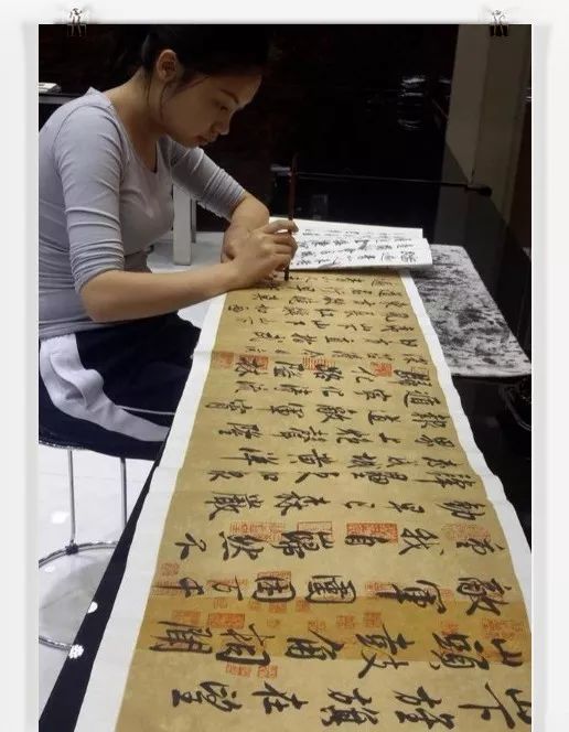 早练字早受益！8岁小孩“神仙字迹”爆红网络(图3)